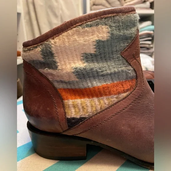 FreeBird Booties - Picture 4 of 9